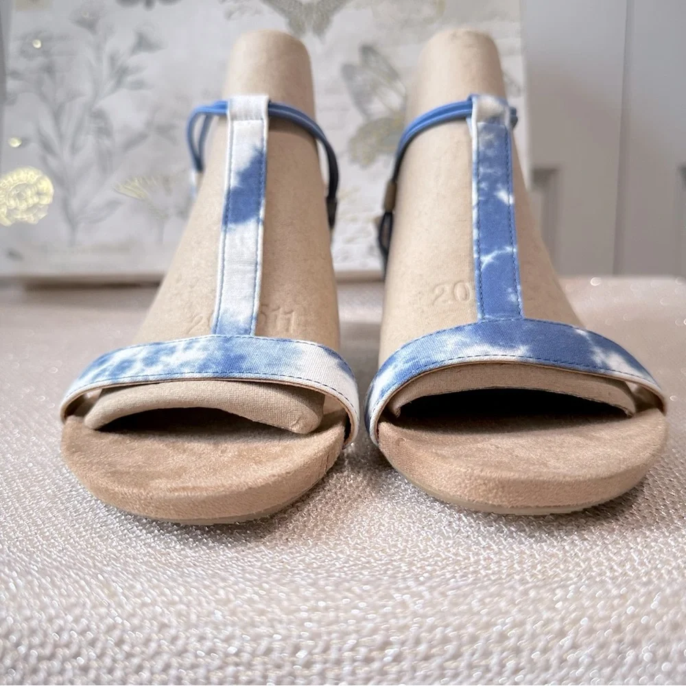Style & Co Mulan Blue and White tie-dye Wedge Sandals size 9.5 W
